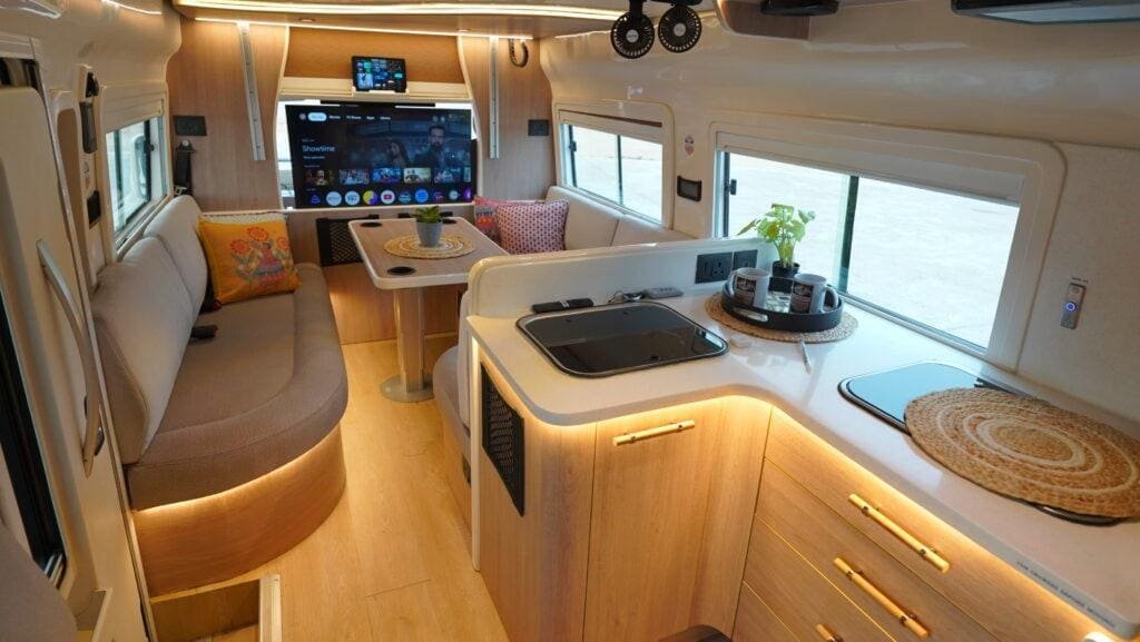 Luxury Caravan Services Luxury Caravan Services